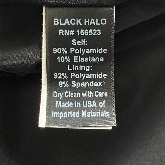 Black Halo Egan One Shoulder Gown - Picture 13 of 14